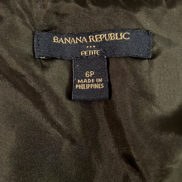 Banana Republic wrap dress - Picture 9 of 10